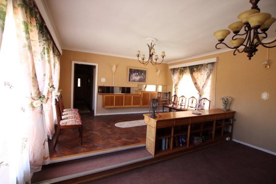 2 Bedroom Property for Sale in Fraserburg Northern Cape